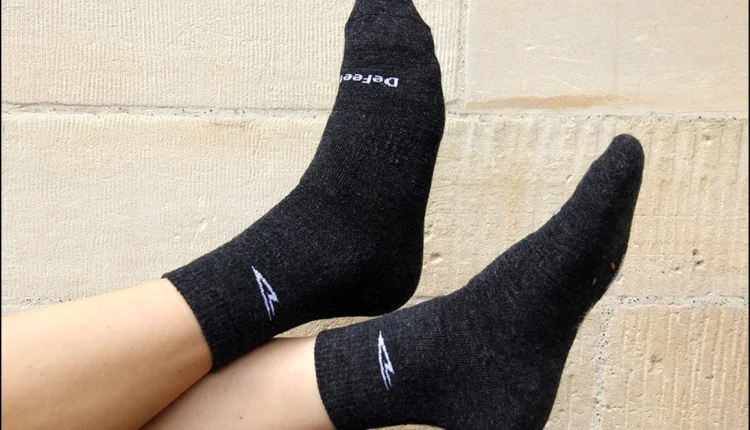Siyah Opak Çorap Kombinleri7