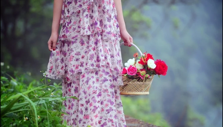 Yazlık Çiçek Desenli Elbise Modelleri13