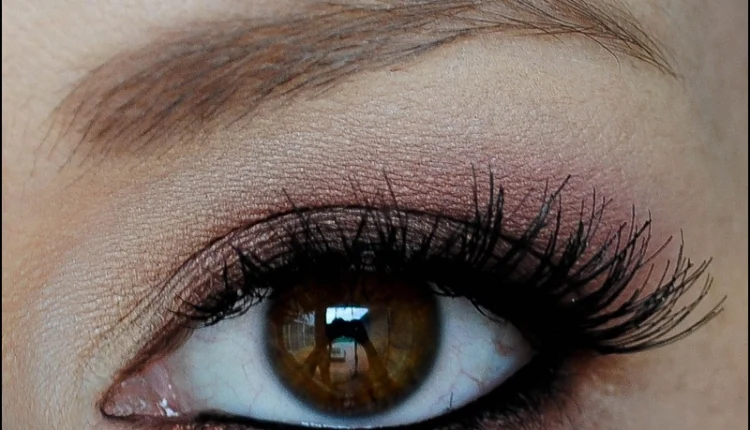 Kahverengi Göz Makyajı Nasıl Yapılır22